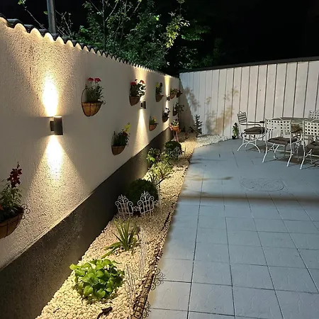 White Luxury House Villa Bucharest