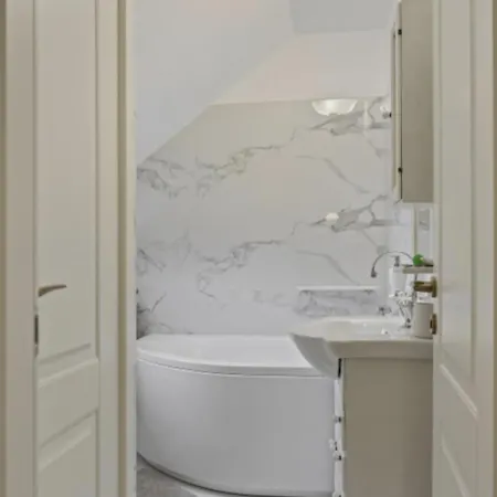 Villa White Luxury House Bucharest