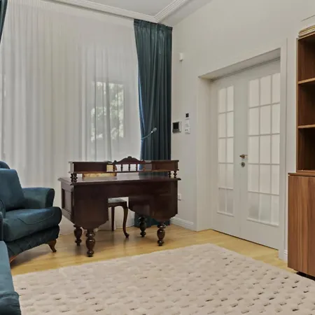 Villa White Luxury House Bucharest